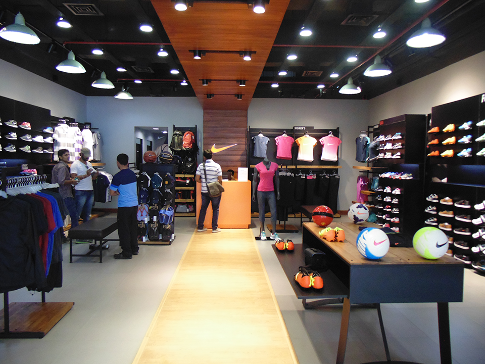 nike-retail-store-kalyan