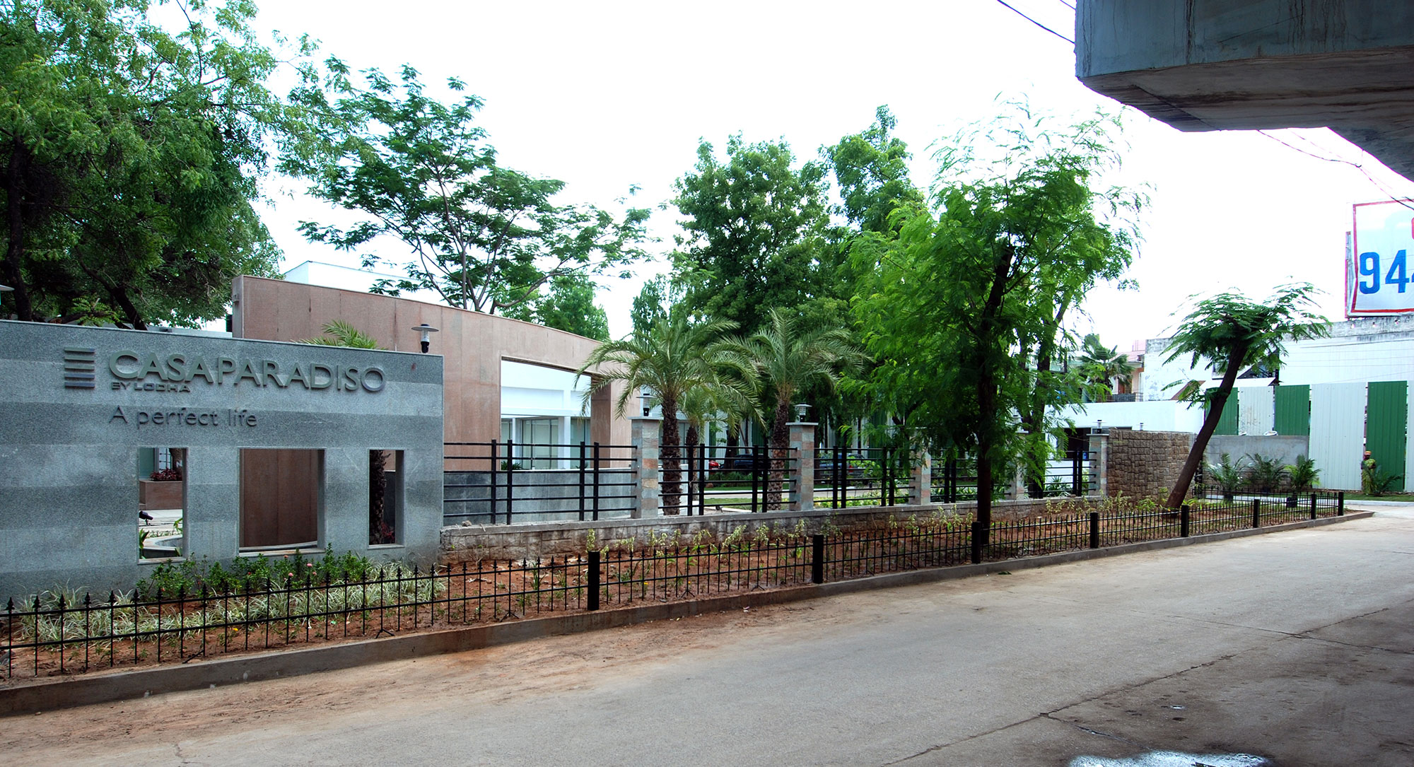 Casa Paradiso Lodha (1)